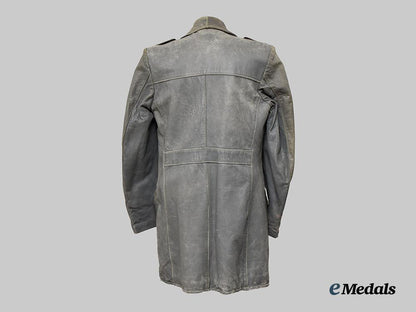 germany,_kriegsmarine._a_u-_boat_service_oberleutnant’s_leather_jacket,_owner-_attributed,_by_gustav_nitsch___m_n_c8579