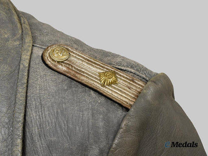 germany,_kriegsmarine._a_u-_boat_service_oberleutnant’s_leather_jacket,_owner-_attributed,_by_gustav_nitsch___m_n_c8583