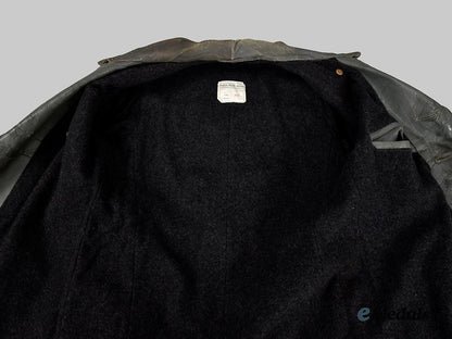 germany,_kriegsmarine._a_u-_boat_service_oberleutnant’s_leather_jacket,_owner-_attributed,_by_gustav_nitsch___m_n_c8587