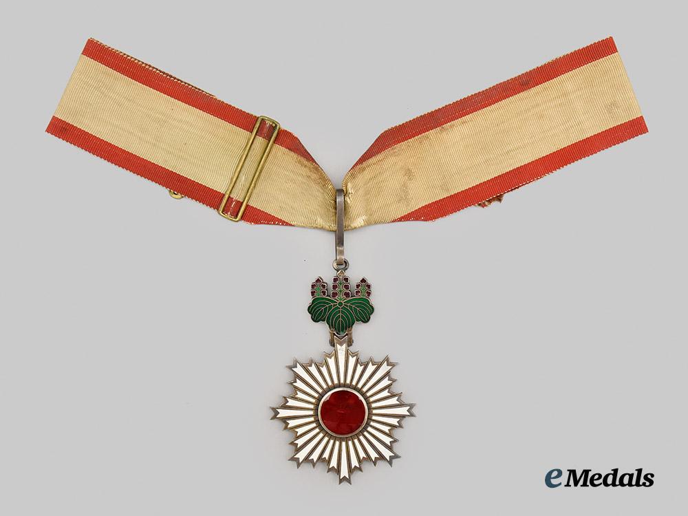 japan,_empire._an_order_of_the_rising_sun_and_japanese_decorations_to_arthur_diosy,1910___m_n_c8602