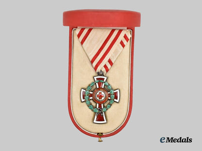 austria,_imperial._an_honour_decoration_of_the_red_cross,_i_i_class_cross,_by_scheid___m_n_c8606