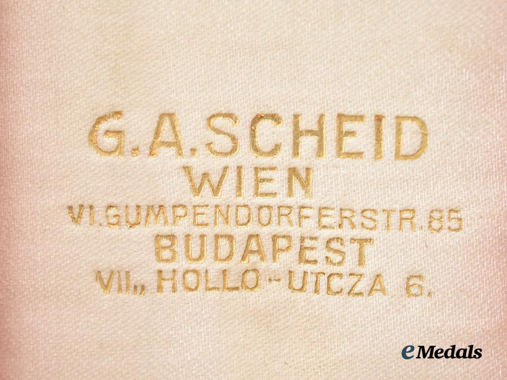 austria,_imperial._an_honour_decoration_of_the_red_cross,_i_i_class_cross,_by_scheid___m_n_c8607