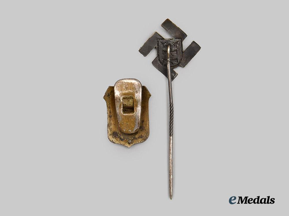germany,_third_reich._a_pair_of_danzig_n_s_d_a_p_supporter_badges___m_n_c8610