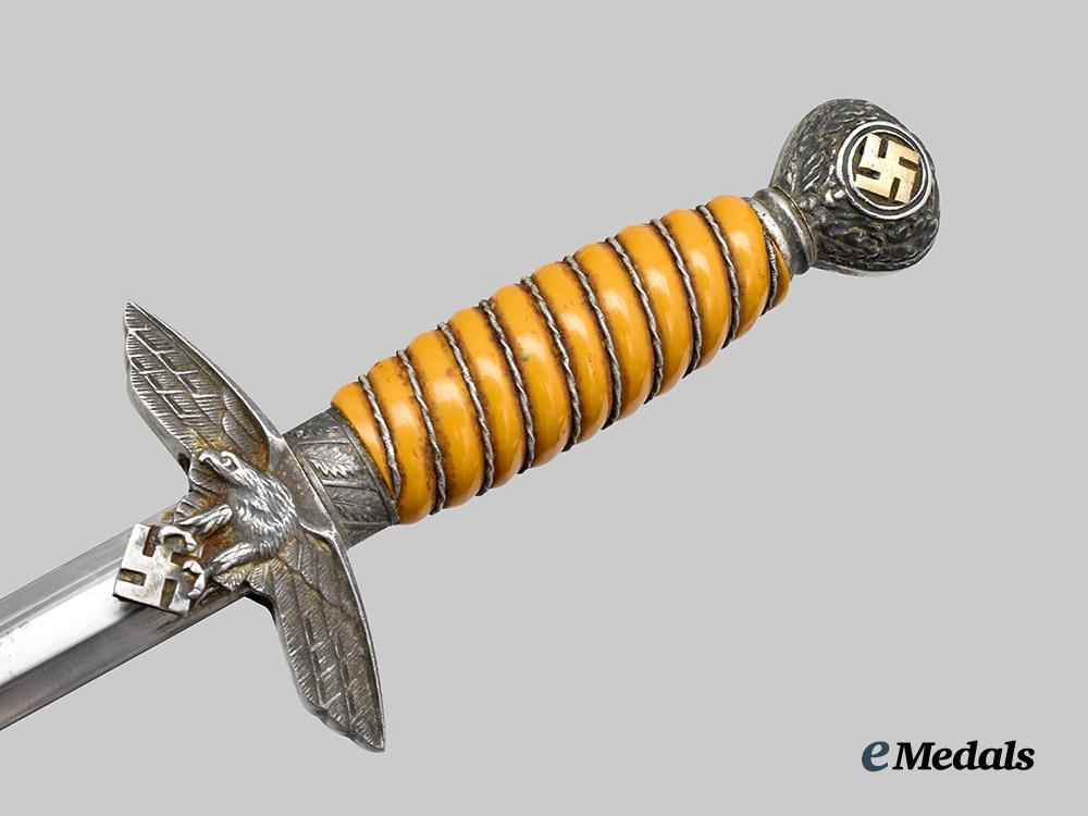 germany,_luftwaffe._an_officer’s_dress_dagger,_with_hanger,_by_carl_eickhorn___m_n_c8621