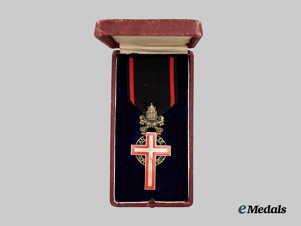 vatican,_papal_state._a_pope_pius_i_x_bene_merenti_medal,_c.1930___m_n_c8623