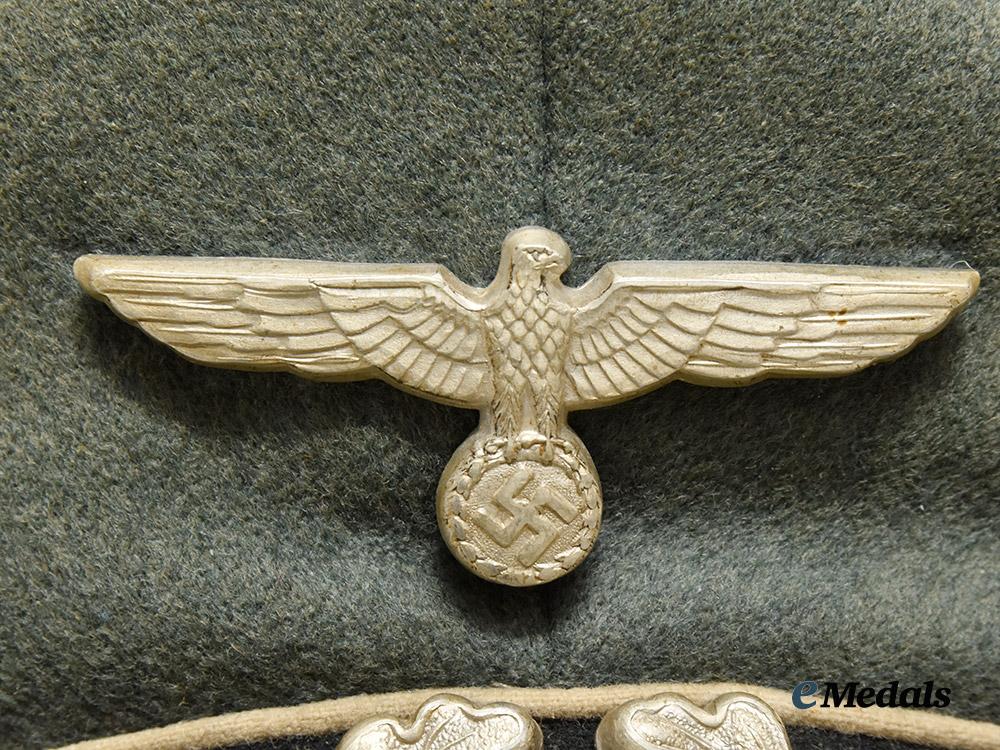 germany,_heer._an_infantry_officer’s_visor_cap,_by_e_r_e_l___m_n_c8646