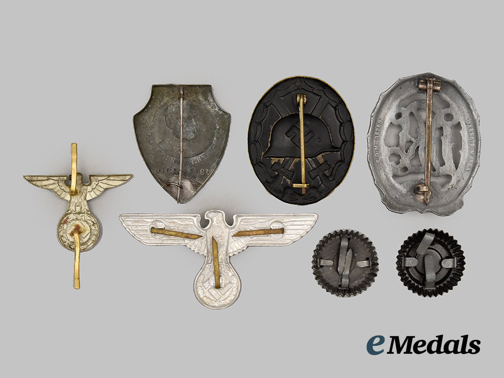 germany,_third_reich._a_mixed_lot_of_badges_and_insignia___m_n_c8694