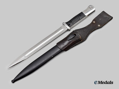 germany,_third_reich._a_pair_of_bayonets,_combat_and_dress_versions___m_n_c8705