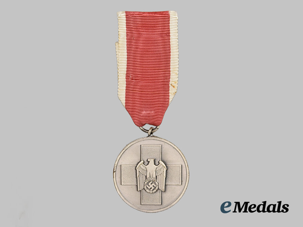 germany,_third_reich._a_german_social_welfare_medal___m_n_c8725