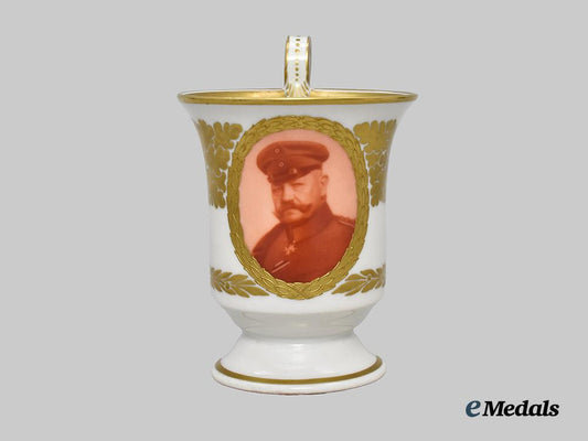 germany,_imperial._a_paul_von_hindenburg_patriotic_cup,_by_the_royal_porcelain_factory___m_n_c8738