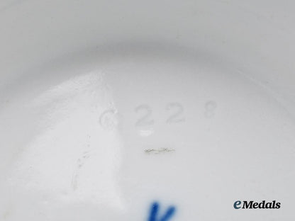 germany,_imperial._a_first_world_war_patriotic_vase,_by_meissen_porcelain___m_n_c8769