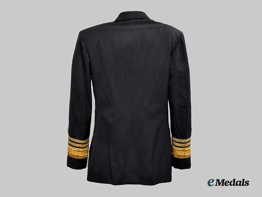 united_states._the_service_uniform_attributed_to_vice_admiral_donald_mc_gregor_morrison,_u_s_c_g___m_n_c8817