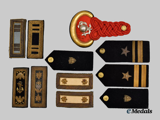 united_states._a_lot_of_eleven_shoulder_board_insignia___m_n_c8829