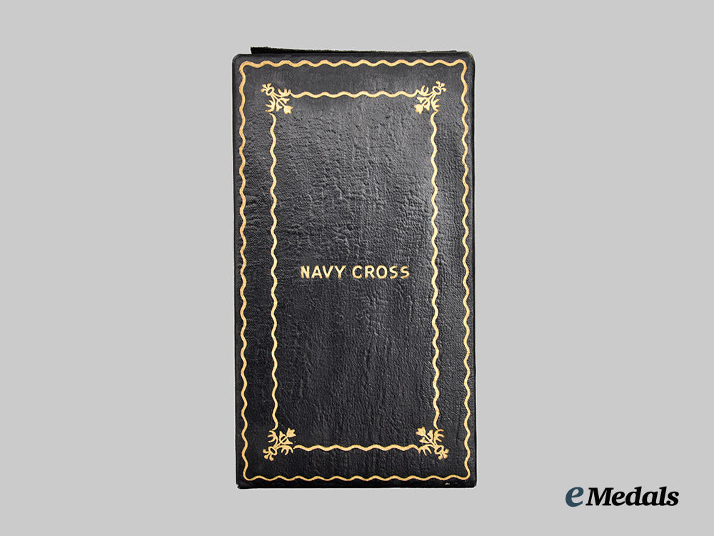 united_states._a_cased_navy_cross___m_n_c8838
