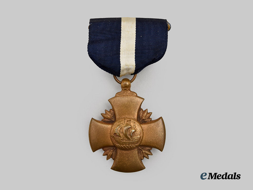 united_states._a_cased_navy_cross___m_n_c8841