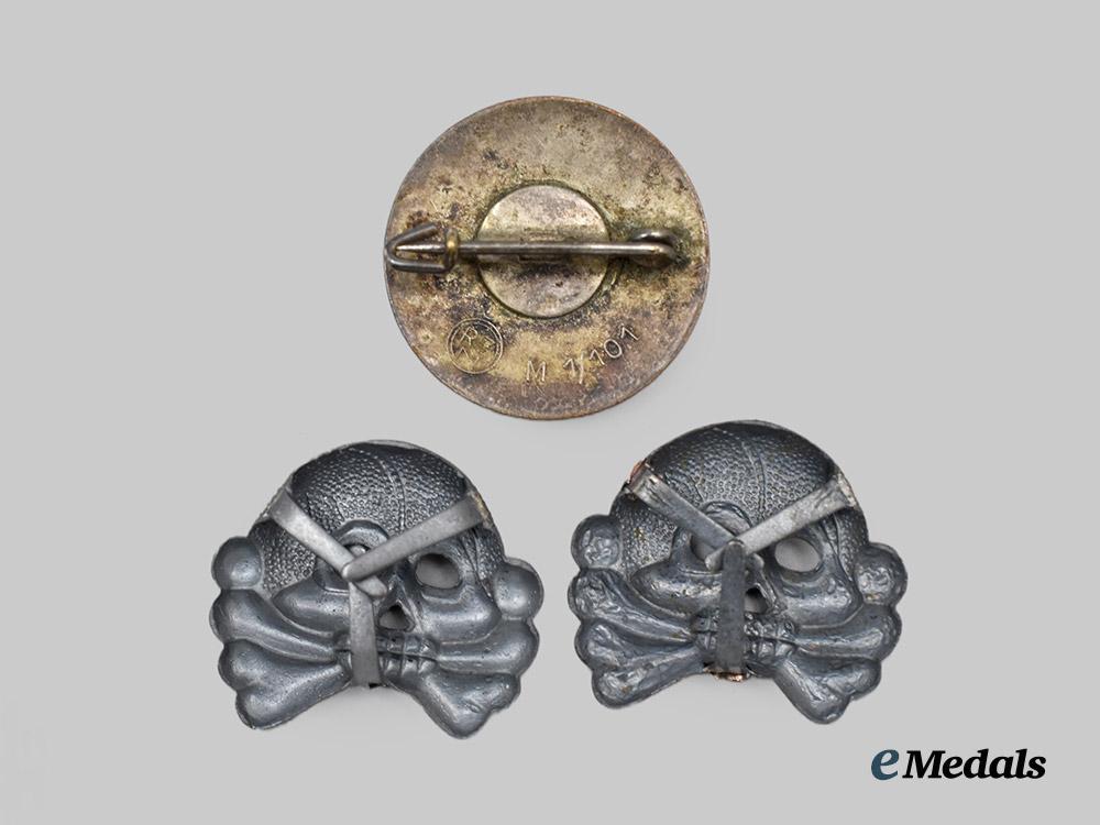 germany,_third_reich._a_set_of_panzer_troops_totenkopf_devices,_with_party_badge___m_n_c8847