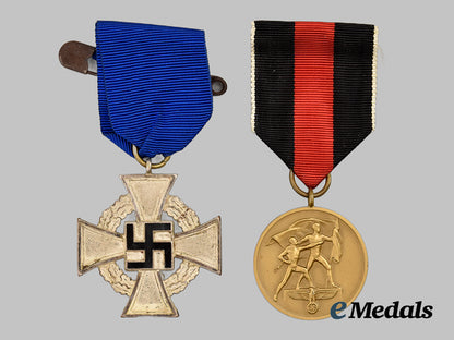 germany,_third_reich._a_pair_of_service_decorations___m_n_c8849