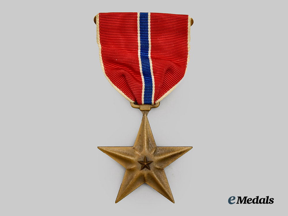united_states._a_cased_bronze_star_medal_to_robert_p._mc_iver___m_n_c8890