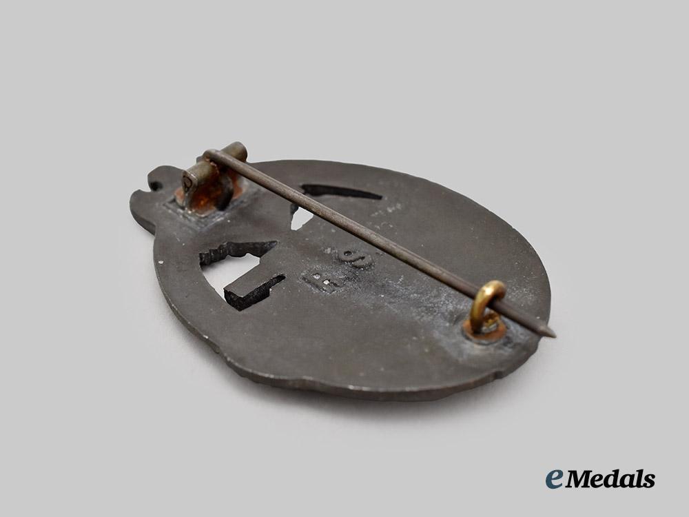 germany,_wehrmacht._a_panzer_assault_badge,_silver_grade,_broad_mark_version_by_rudolf_souval___m_n_c8903
