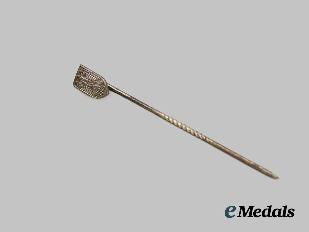 germany,_wehrmacht._a_cholm_shield,_stick_pin_miniature___m_n_c8905