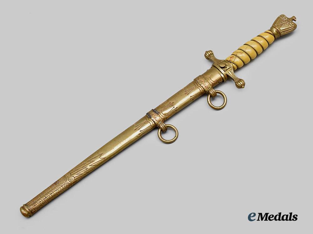 germany,_kriegsmarine._an_officer’s_dress_dagger,_by_lauterjung&_sohn___m_n_c8908