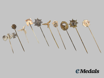 germany,_wehrmacht._a_mixed_lot_of_stick_pin_awards___m_n_c8910