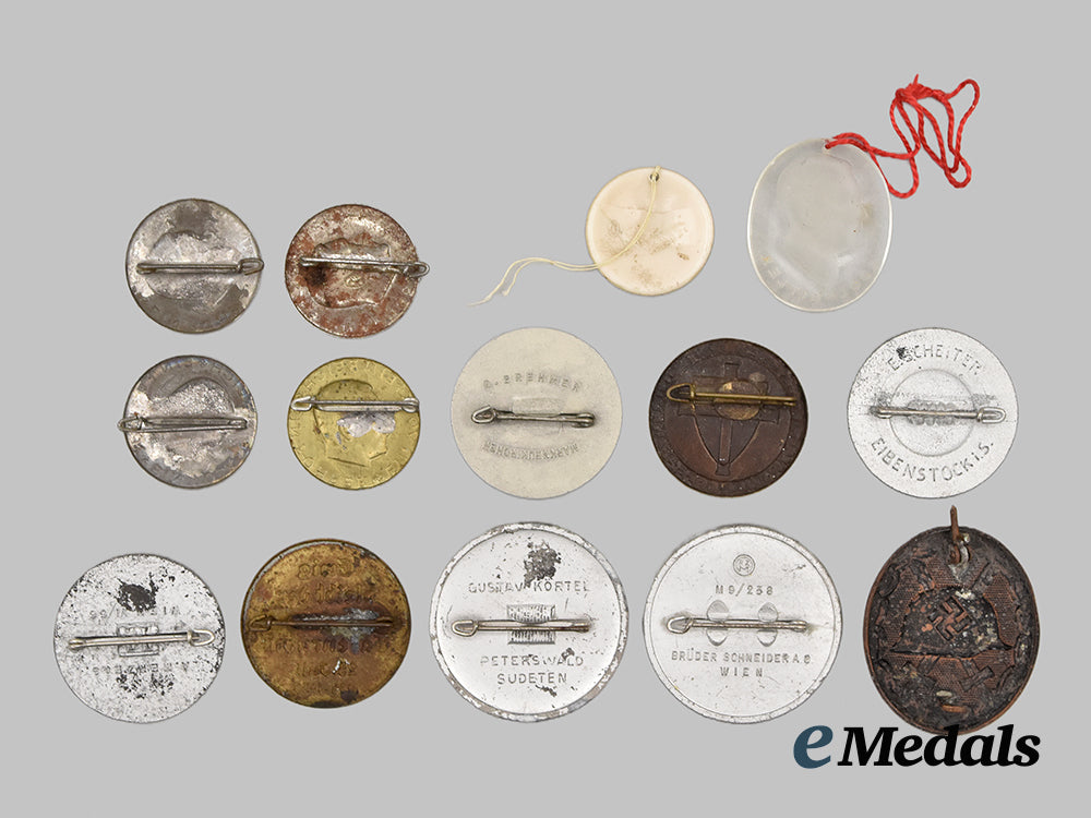 germany,_third_reich._a_mixed_lot_of_badges___m_n_c8920