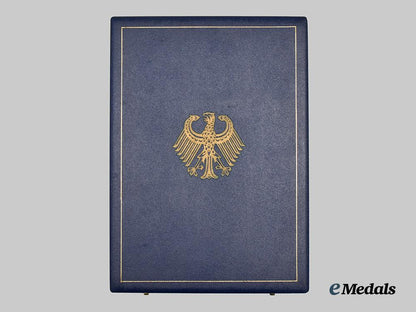 germany,_federal_republic._an_order_of_merit_of_the_federal_republic_of_germany,_grand_cross_of_merit_set_with_case,_by_steinhauer&_lück___m_n_c8935