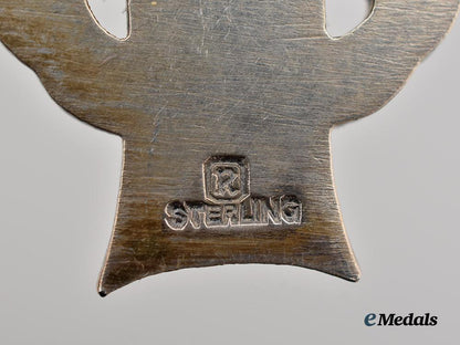 canada,_commonwealth._a_w_w_i_i_r_c_a_f_memorial_group_to_flight_sjt._burton___m_n_c8943