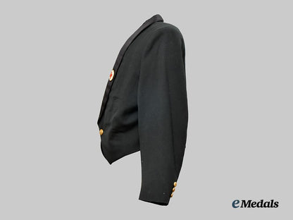 canada,_commonwealth._an_order_of_the_red_cross_uniform_to_captain_jack_boddington,_military_collectors_club_of_canada_founding_member___m_n_c9033