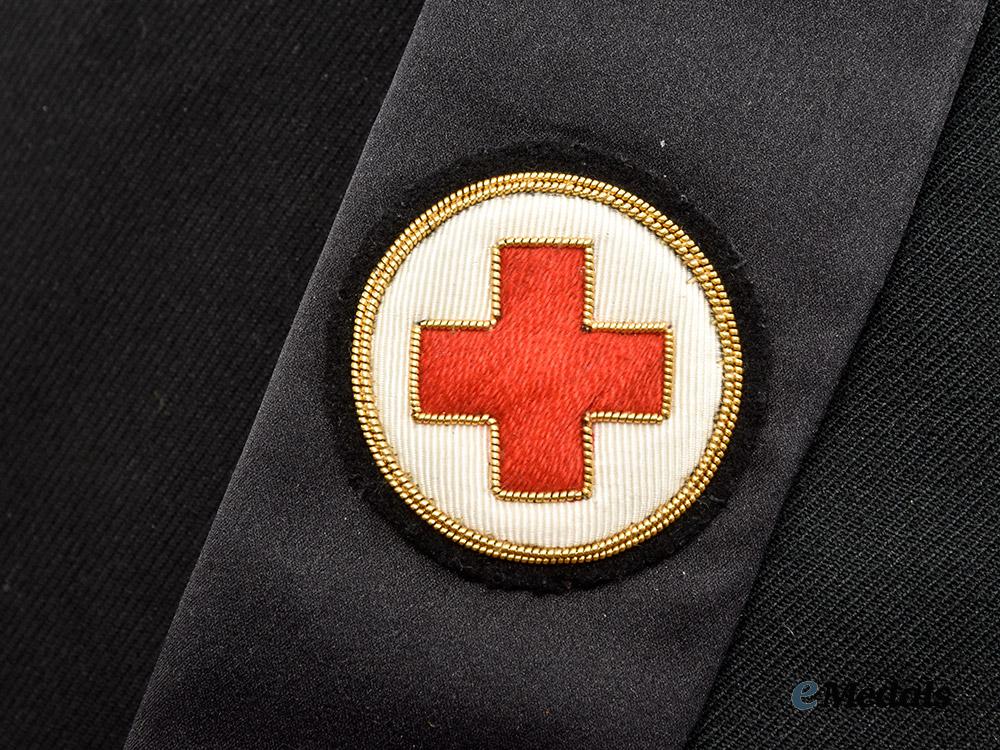 canada,_commonwealth._an_order_of_the_red_cross_uniform_to_captain_jack_boddington,_military_collectors_club_of_canada_founding_member___m_n_c9037