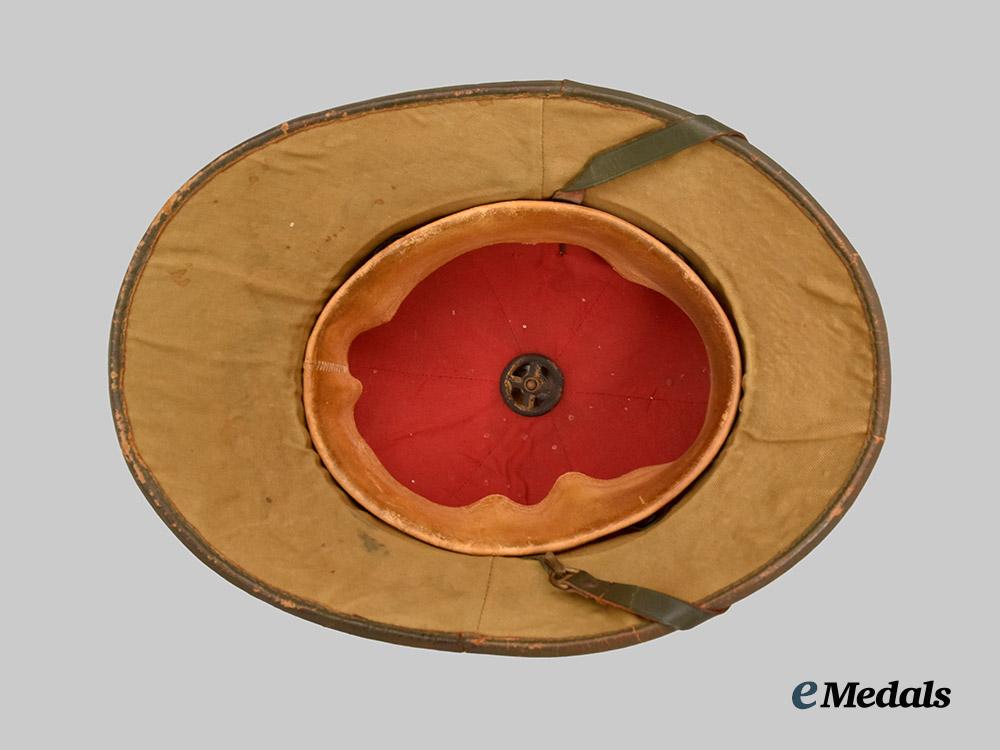 germany,_heer._a_tropical_pith_helmet,_first_pattern,_by_g._a._hoffmann_helmfabrik___m_n_c9053