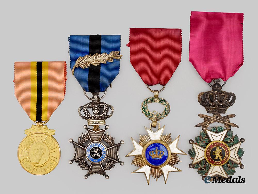 belgium,_kingdom._a_lot_of_four_decorations___m_n_c9076