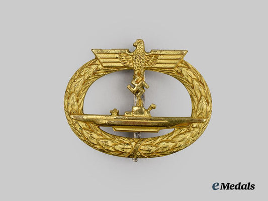 germany,_kriegsmarine._a_u-_boat_war_badge,_variation1,_by_schwerin___m_n_c9101