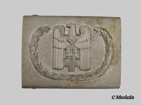 germany,_d_r_k._a_red_cross_belt_buckle_for_enlisted_personnel,_second_pattern___m_n_c9136