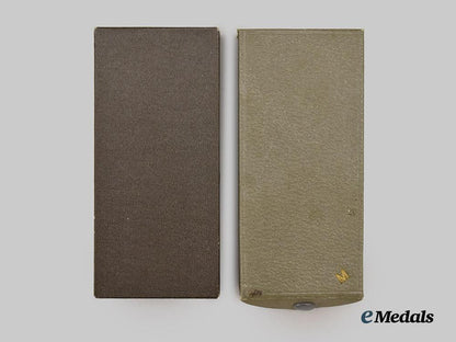 greece,_kingdom._two_orders_of_george_i,_knight_and_commemorative_cross,_by_spink&_son,_with_cases___m_n_c9144