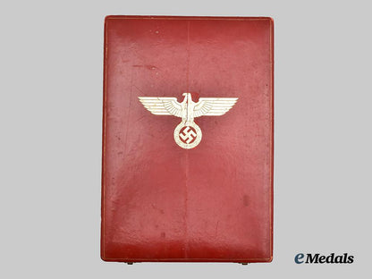 germany,_third_reich._a_rare_order_of_the_german_eagle,_grand_cross_set_with_case_by_godet,_to_an_italian_recipient___m_n_c9147-_recovered
