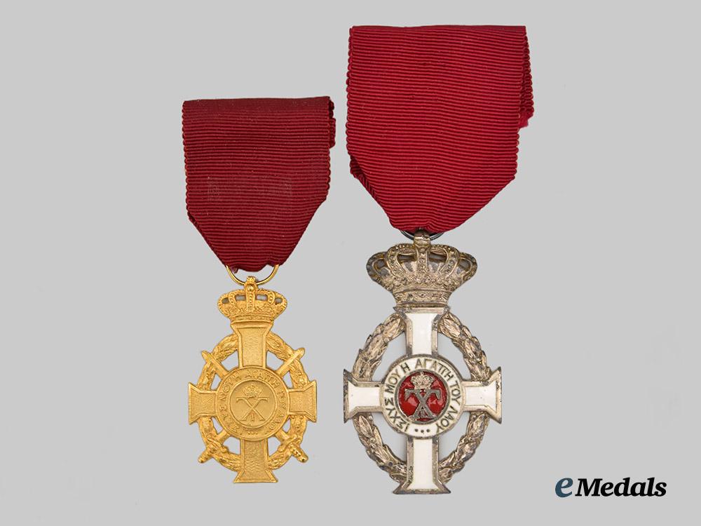 greece,_kingdom._two_orders_of_george_i,_knight_and_commemorative_cross,_by_spink&_son,_with_cases___m_n_c9149
