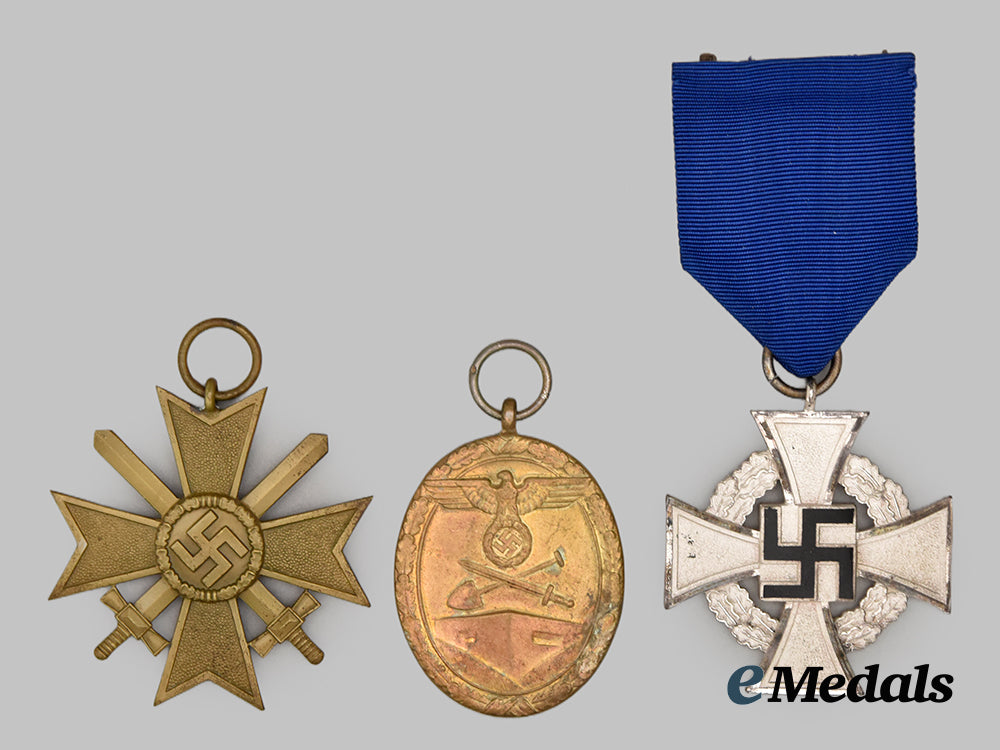 germany,_third_reich._a_mixed_lot_of_awards___m_n_c9154
