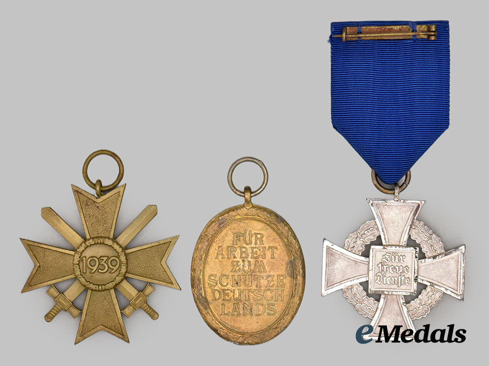 germany,_third_reich._a_mixed_lot_of_awards___m_n_c9155