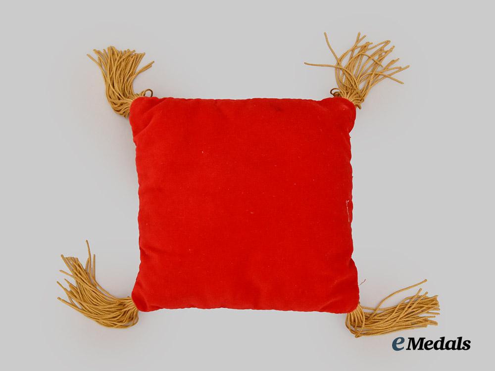 germany,_federal_republic._a_former_h_j_member’s_commemorative_service_pillow___m_n_c9179