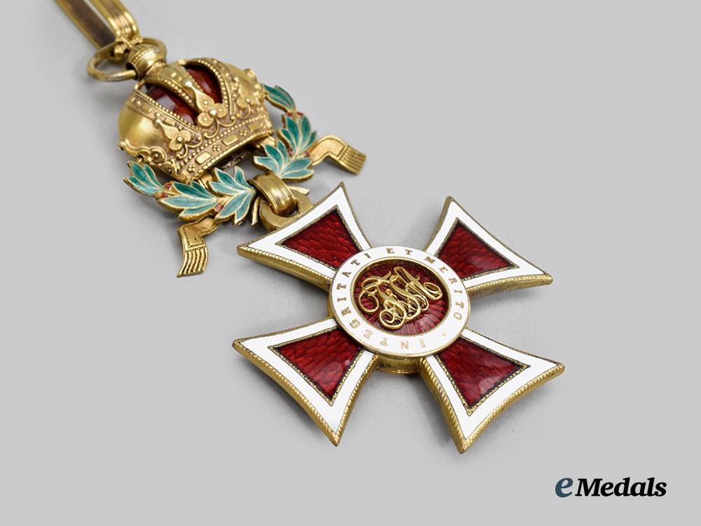 austria,_second_republic._an_order_of_leopold,_i_i._class_commander_with_war_decoration,_exhibition_example,_by_rothe&_neffe,_c.1980___m_n_c9189