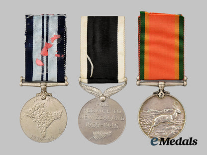 united_kingdom._three_service_medals___m_n_c9194