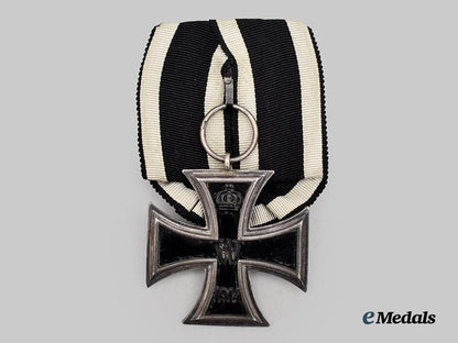 germany,_imperial._a1914_iron_cross_i_i_class,_on_parade_mount___m_n_c9197