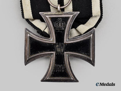 germany,_imperial._a1914_iron_cross_i_i_class,_on_parade_mount___m_n_c9198