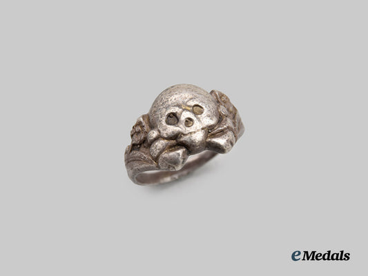 germany,_third_reich._a_totenkopf_ring___m_n_c9234