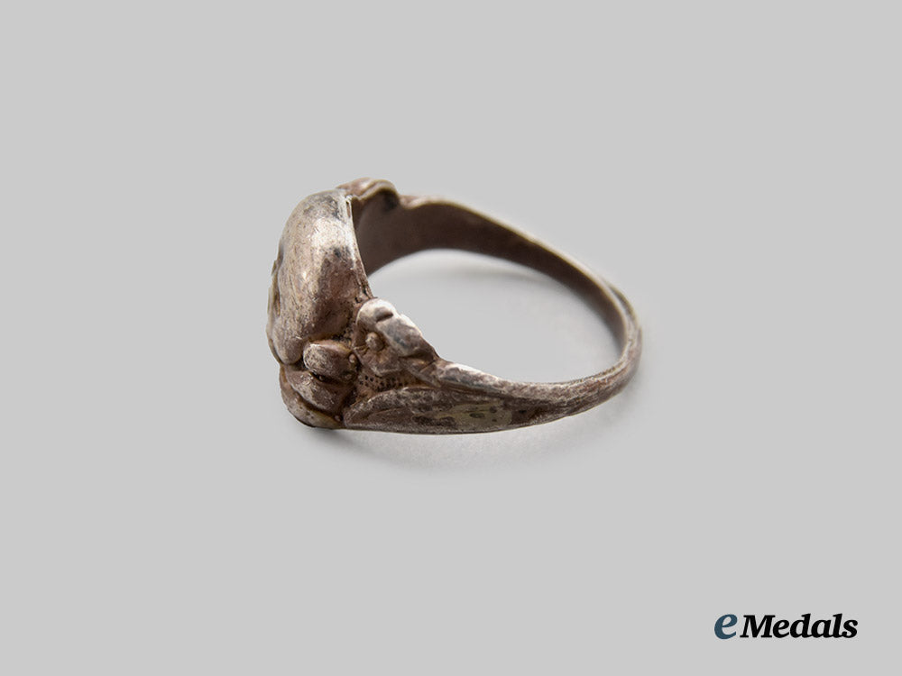 germany,_third_reich._a_totenkopf_ring___m_n_c9238