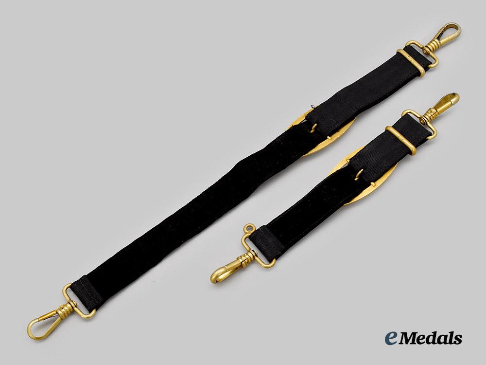 germany,_kriegsmarine._an_officer’s_dagger_hanger,_by_j._c._maedicke___m_n_c9256