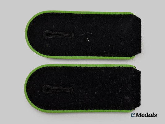 germany,_s_s._a_mint_set_of_waffen-_s_s_gebirgsjäger_enlisted_ranks_shoulder_straps___m_n_c9294