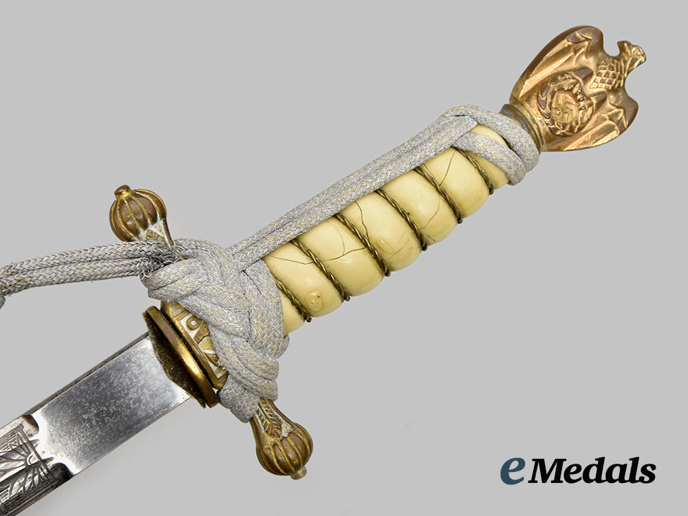 germany,_kriegsmarine._an_officer’s_dress_dagger,_by_carl_eickhorn___m_n_c9307